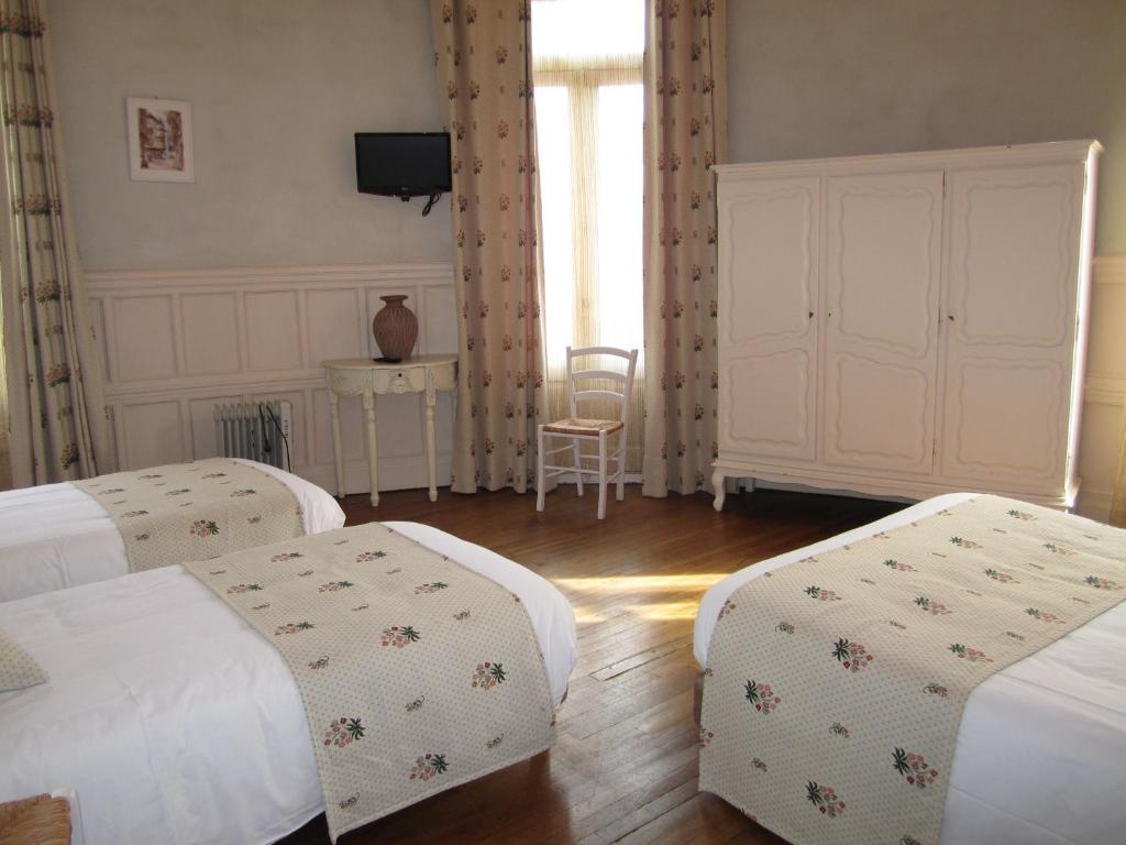 Hotel Arlequin Centre Historique Troyes Ruang foto
