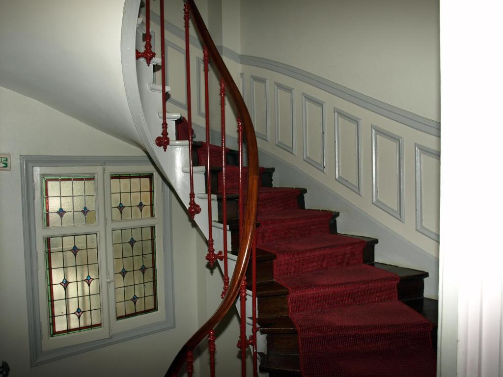 Hotel Arlequin Centre Historique Troyes Bagian luar foto