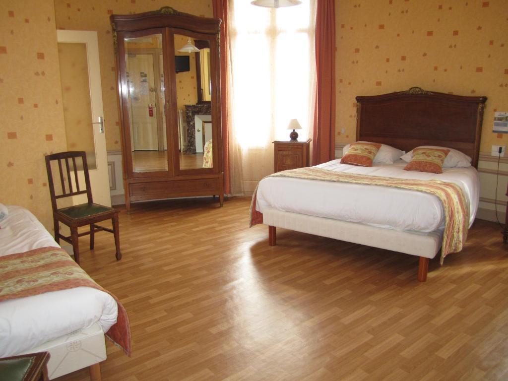 Hotel Arlequin Centre Historique Troyes Bagian luar foto